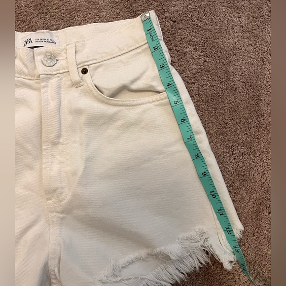 High Rise Distressed Shorts - Picture 4 of 6